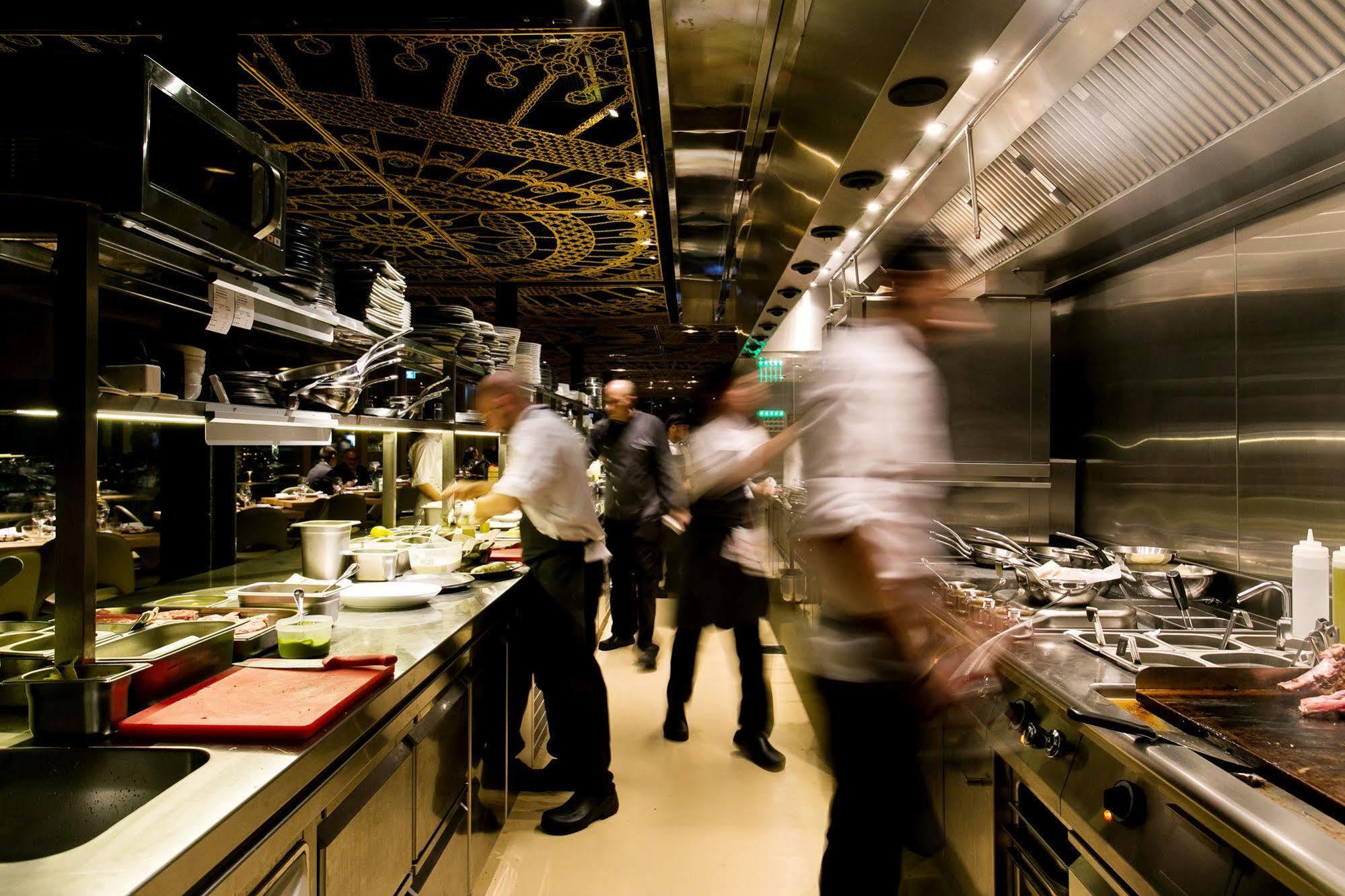 Herbert Samuel Hotel Yerusalem Bagian luar foto The kitchen at the restaurant